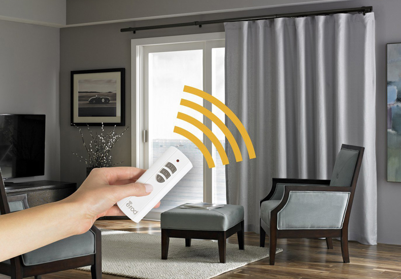 Автоматические рулонные шторы с датчиком света